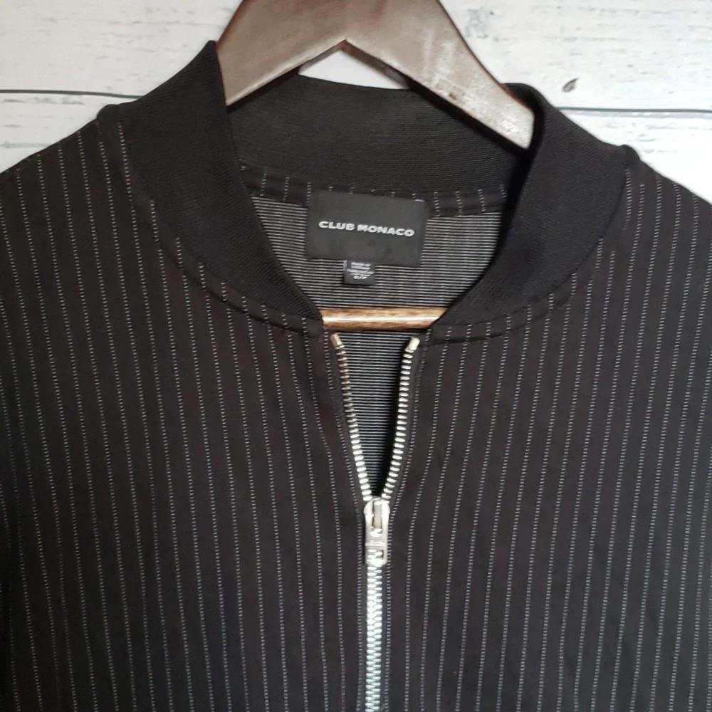 Club Monaco Sweatshirt - Picture 3 of 7